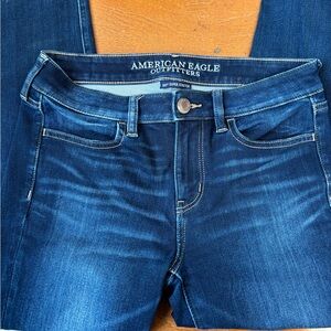American Eagle Outfitters Women's Super Stretch Jegging crop